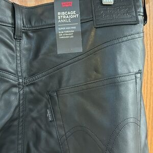 Levi’s faux leather Ribcage straight jeans